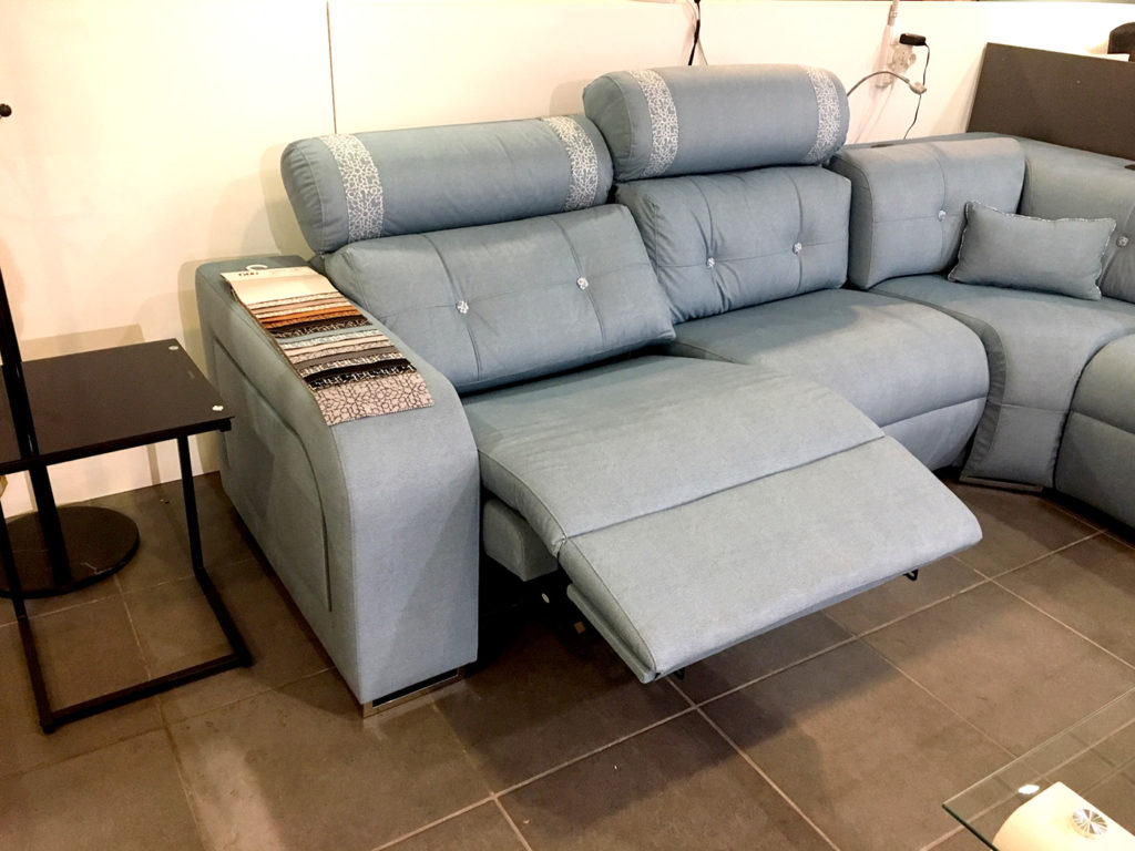 Sofá Relax Rinconera con USB y leds GRUP MOBIMARK Mobles a Sant Celoni